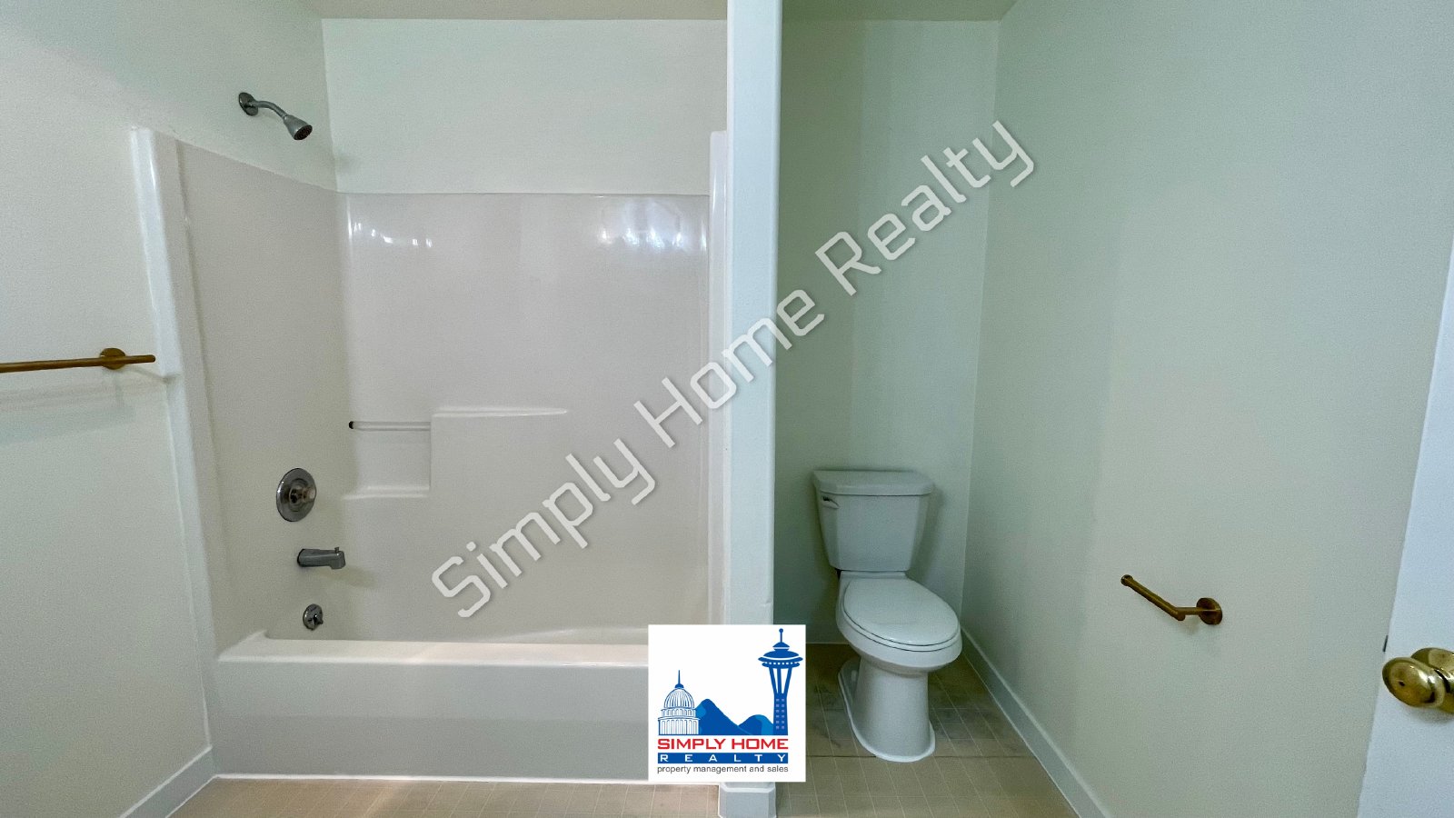 MOVE-IN READY LUXURY RENTAL property image
