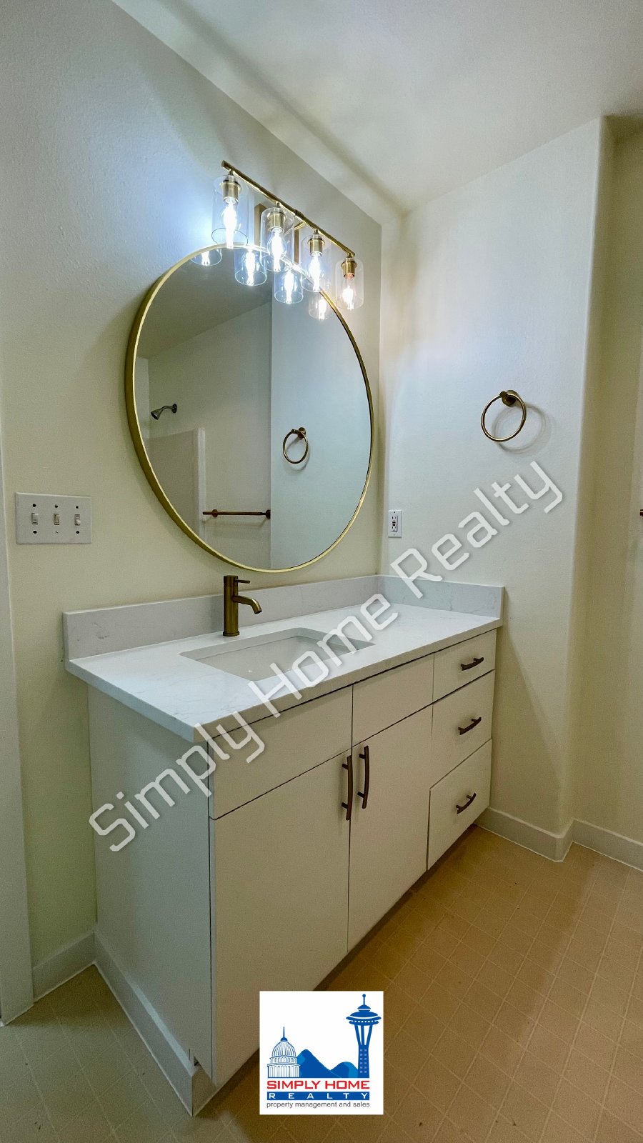 MOVE-IN READY LUXURY RENTAL property image