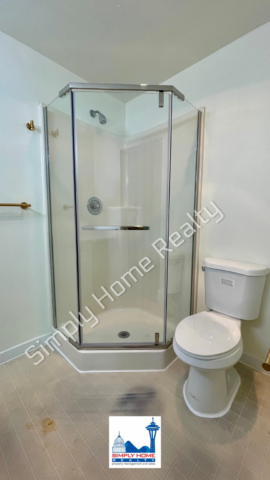 MOVE-IN READY LUXURY RENTAL property image