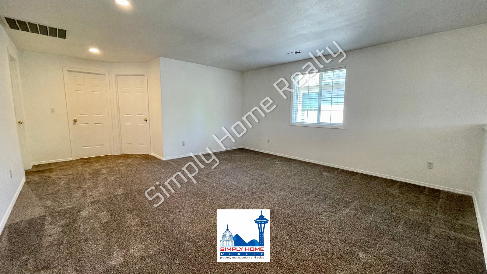 8335 15th Ave SE property image
