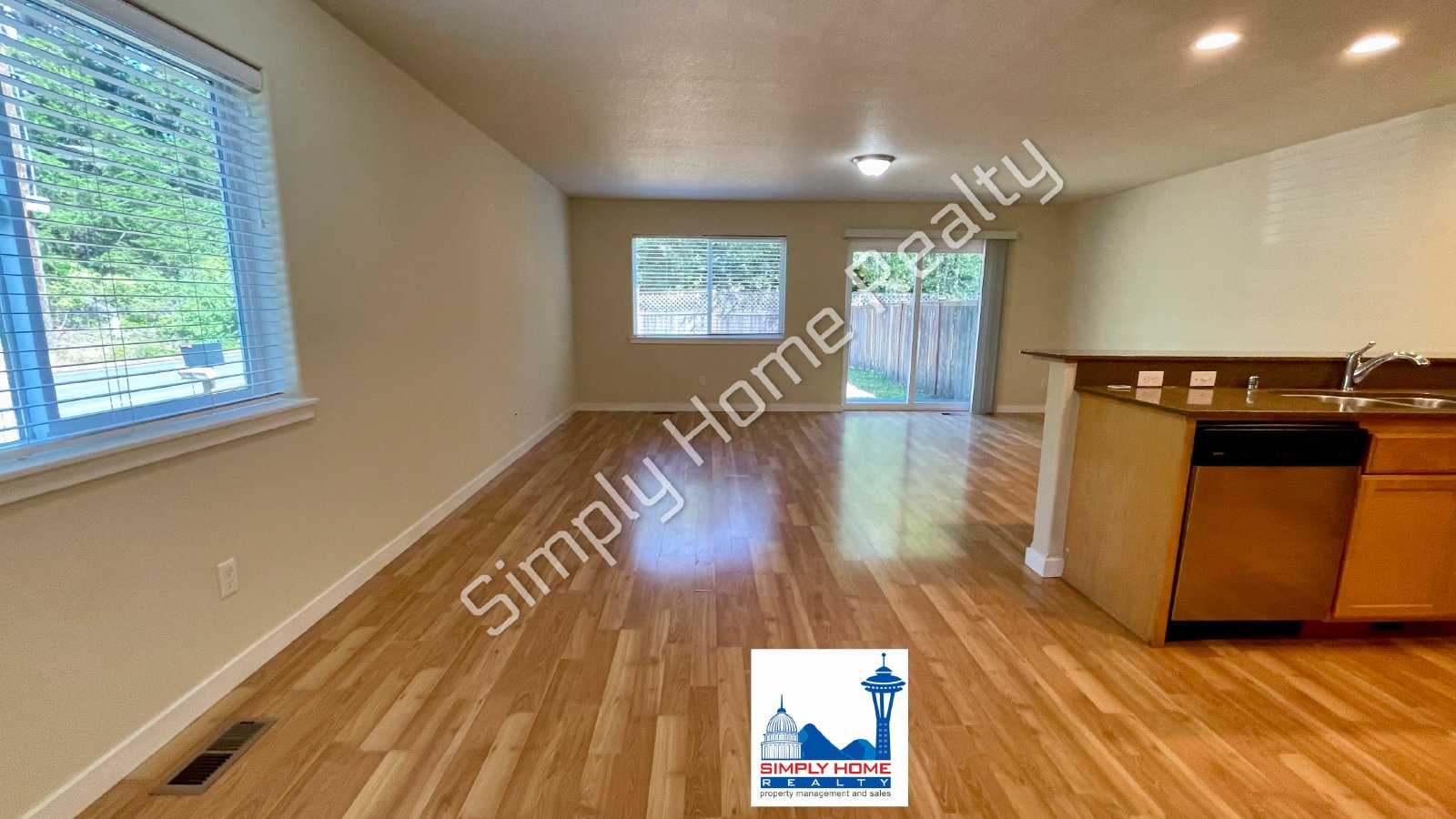 4526 5th Ave NW property image