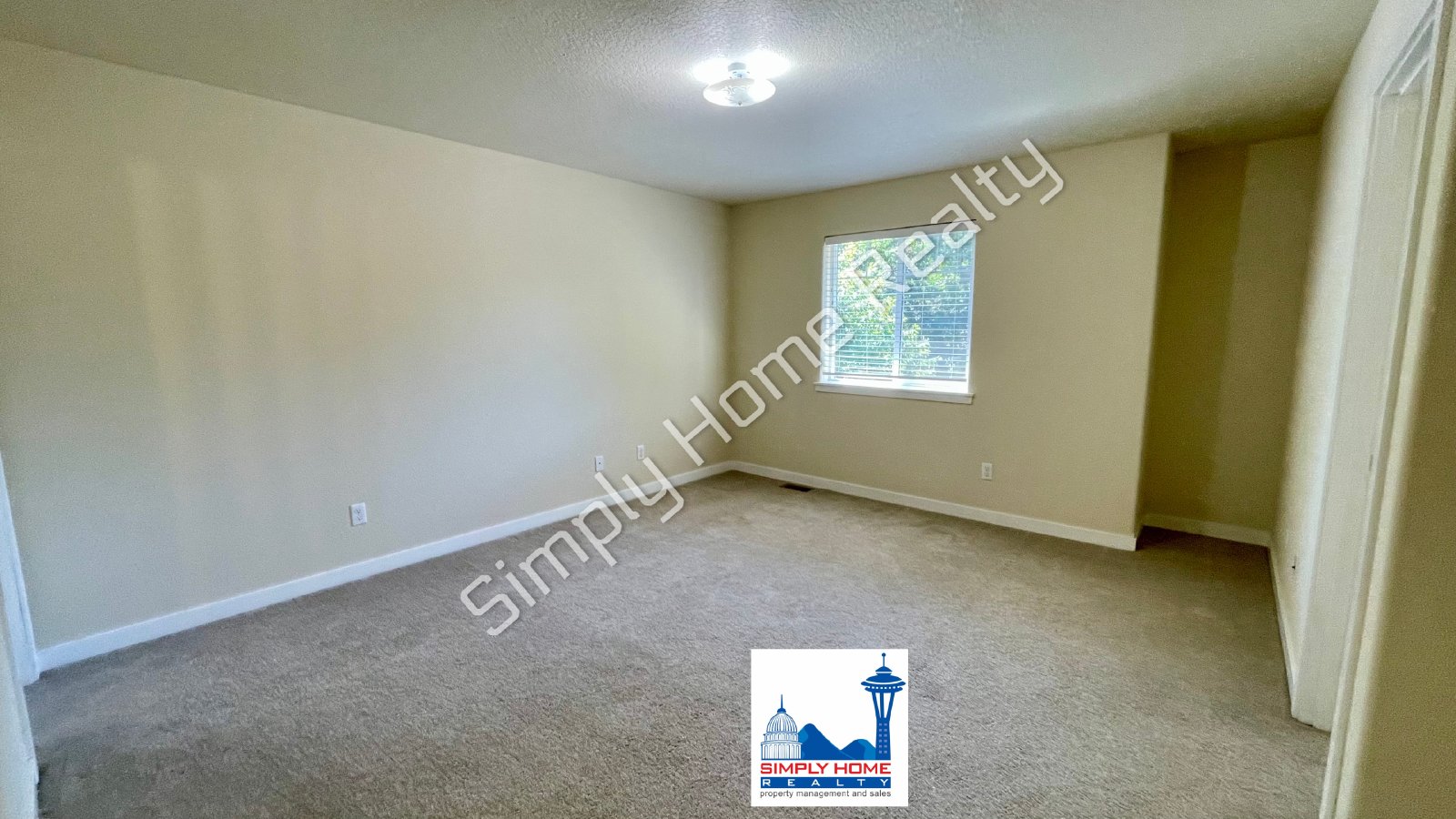4526 5th Ave NW property image