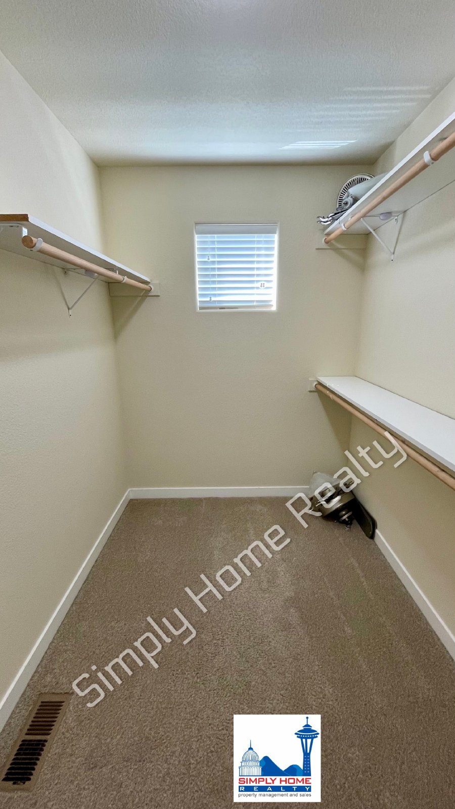 4526 5th Ave NW property image