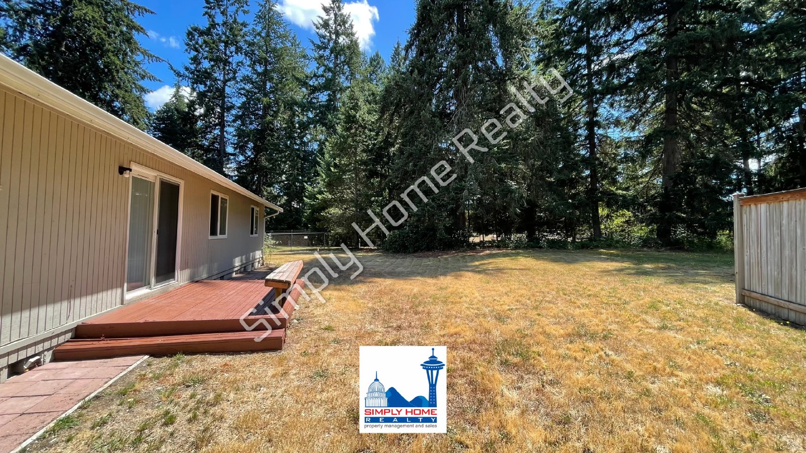 LUXURY RENTAL WITH SPACIOUS BACKYARD property image