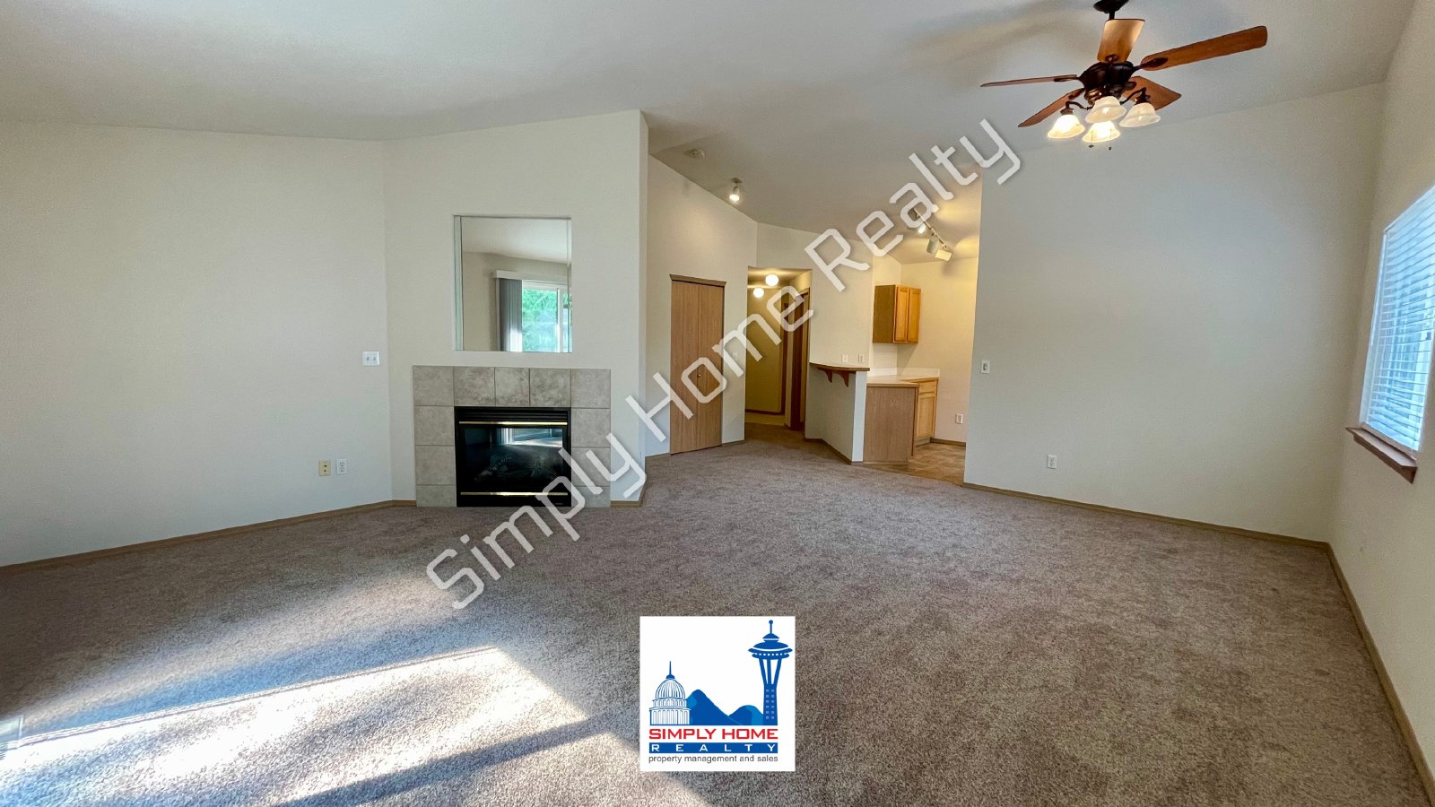 921 Avalon Ct SE property image