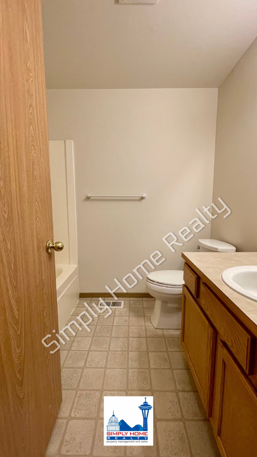 921 Avalon Ct SE property image