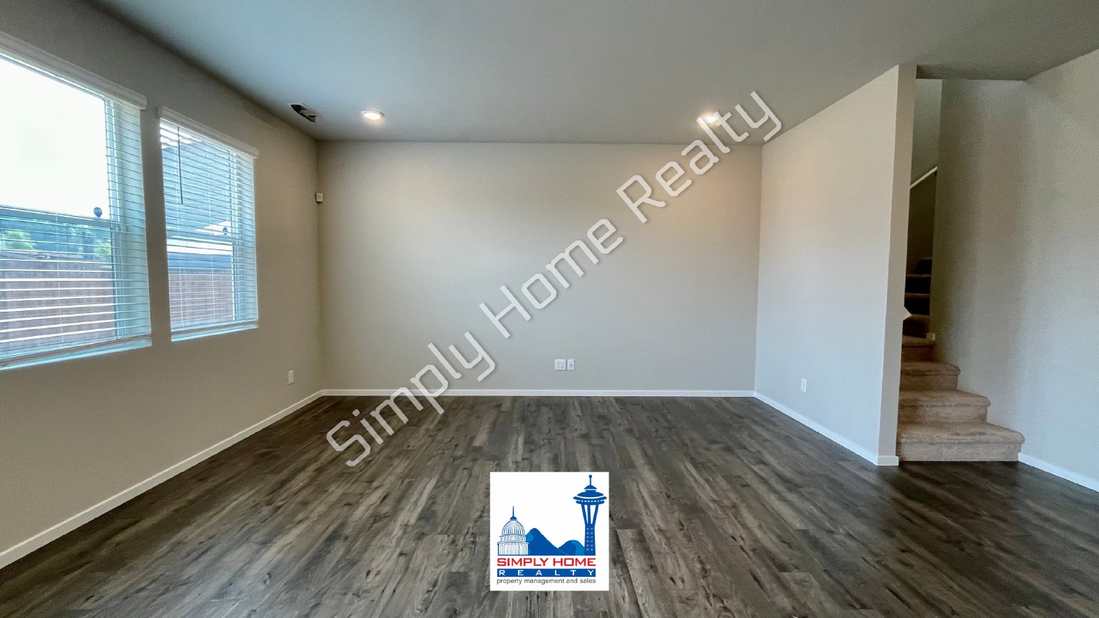 18715 Emmons Ct E property image