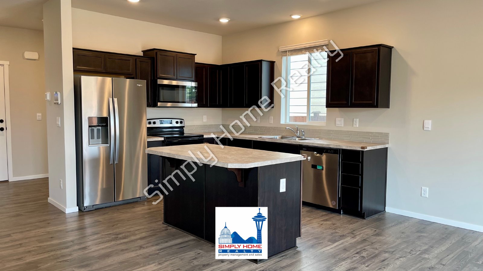 18715 Emmons Ct E property image