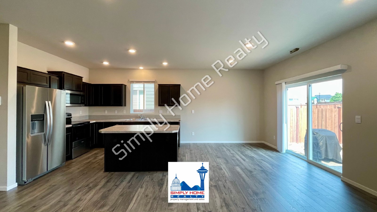 18715 Emmons Ct E property image