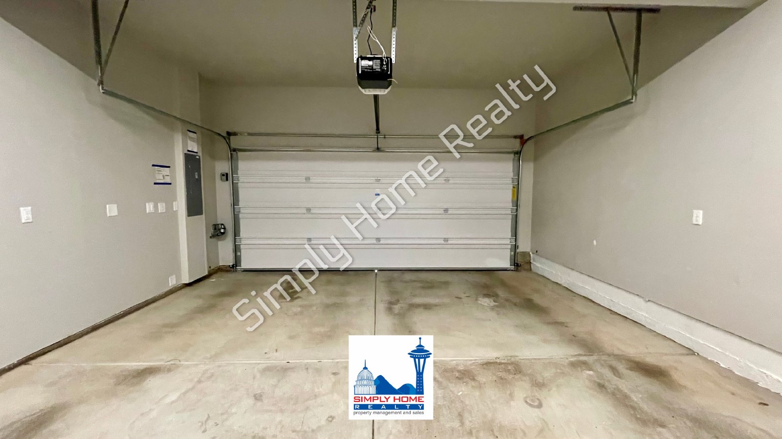 18715 Emmons Ct E property image