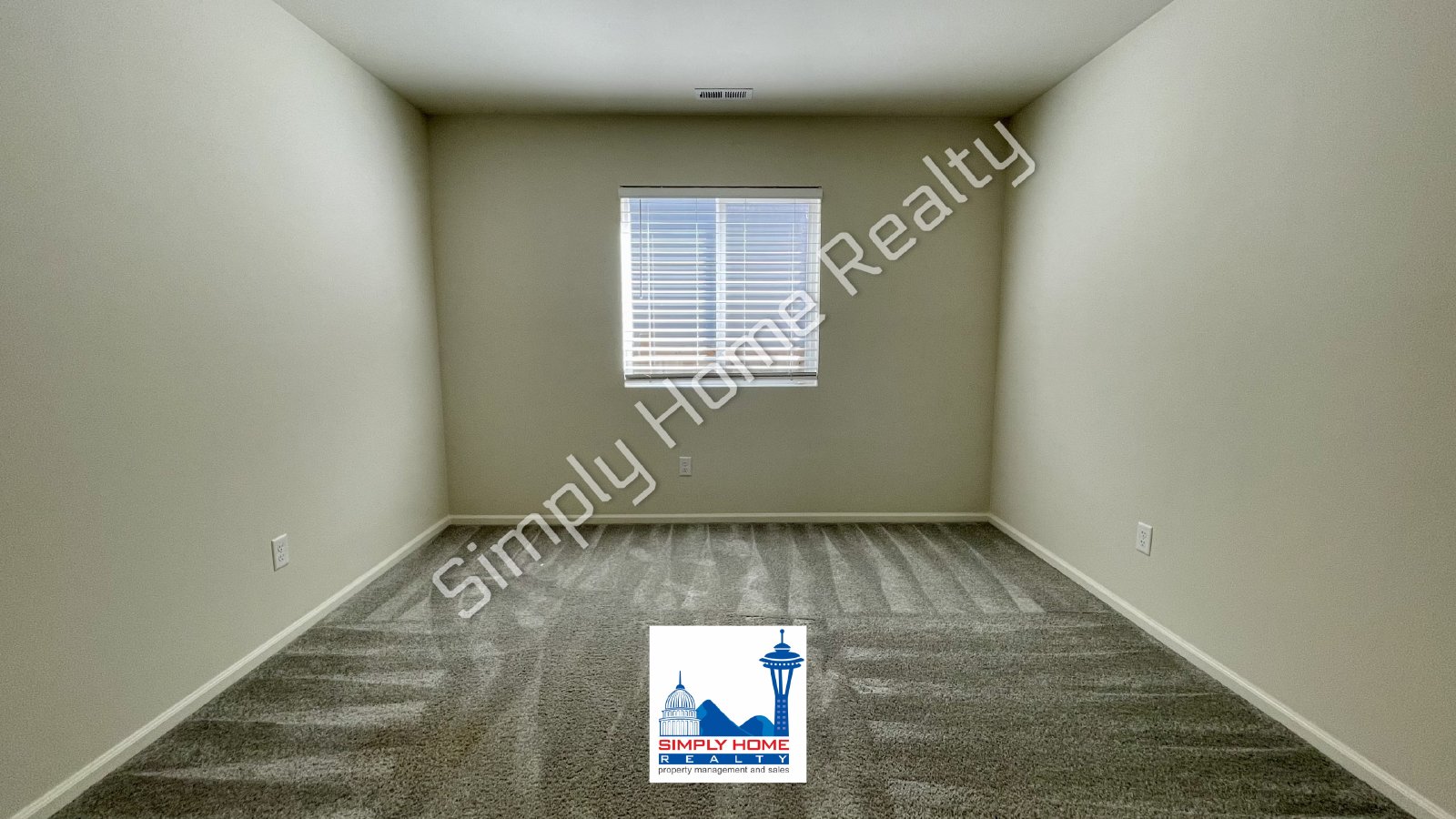 9118 Lady Slipper St SE property image