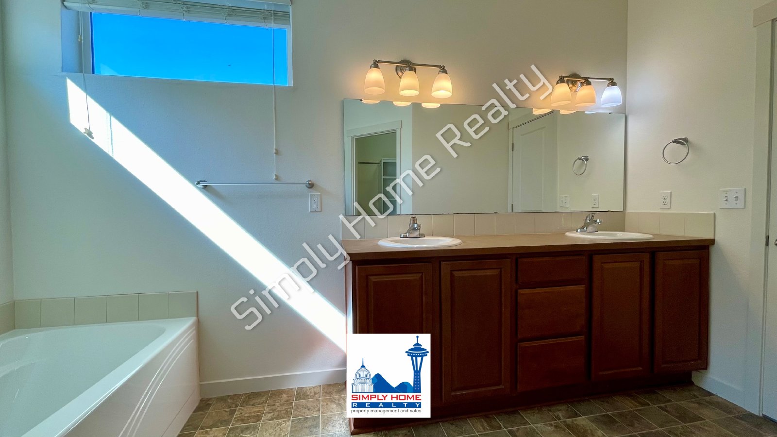 5228 54th Ave SE property image