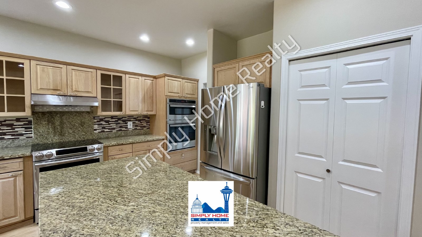 3524 Broadmoor Dr NE property image