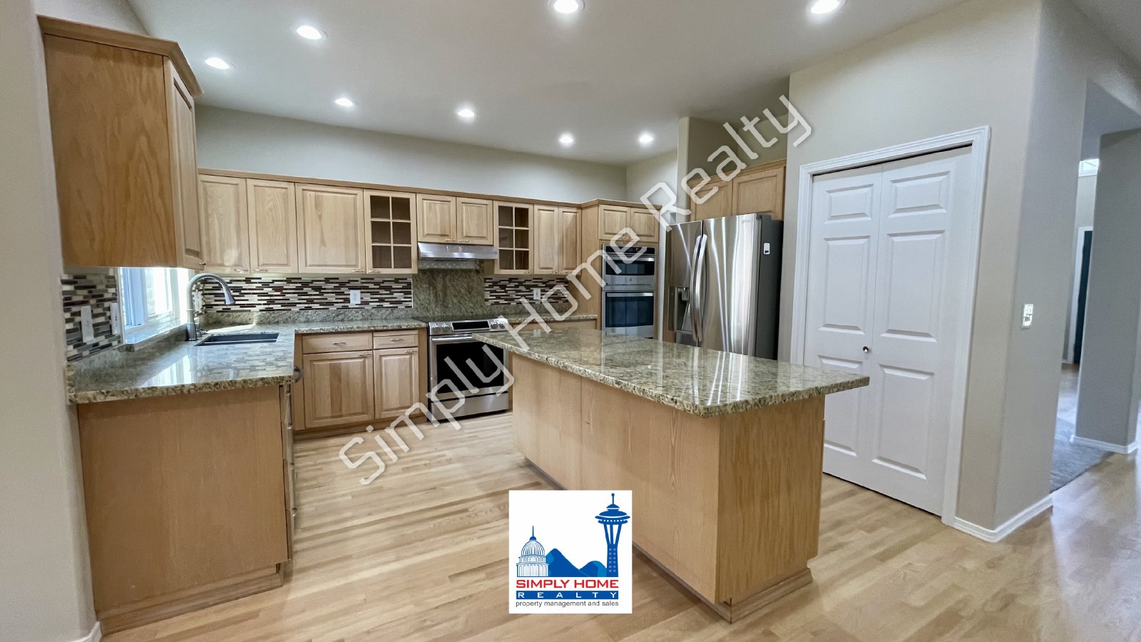 3524 Broadmoor Dr NE property image