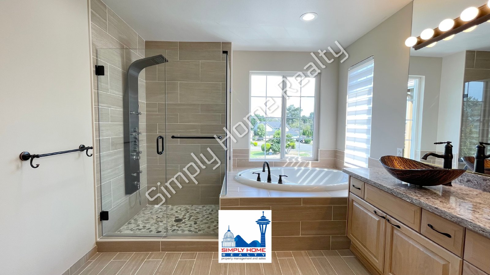 3524 Broadmoor Dr NE property image