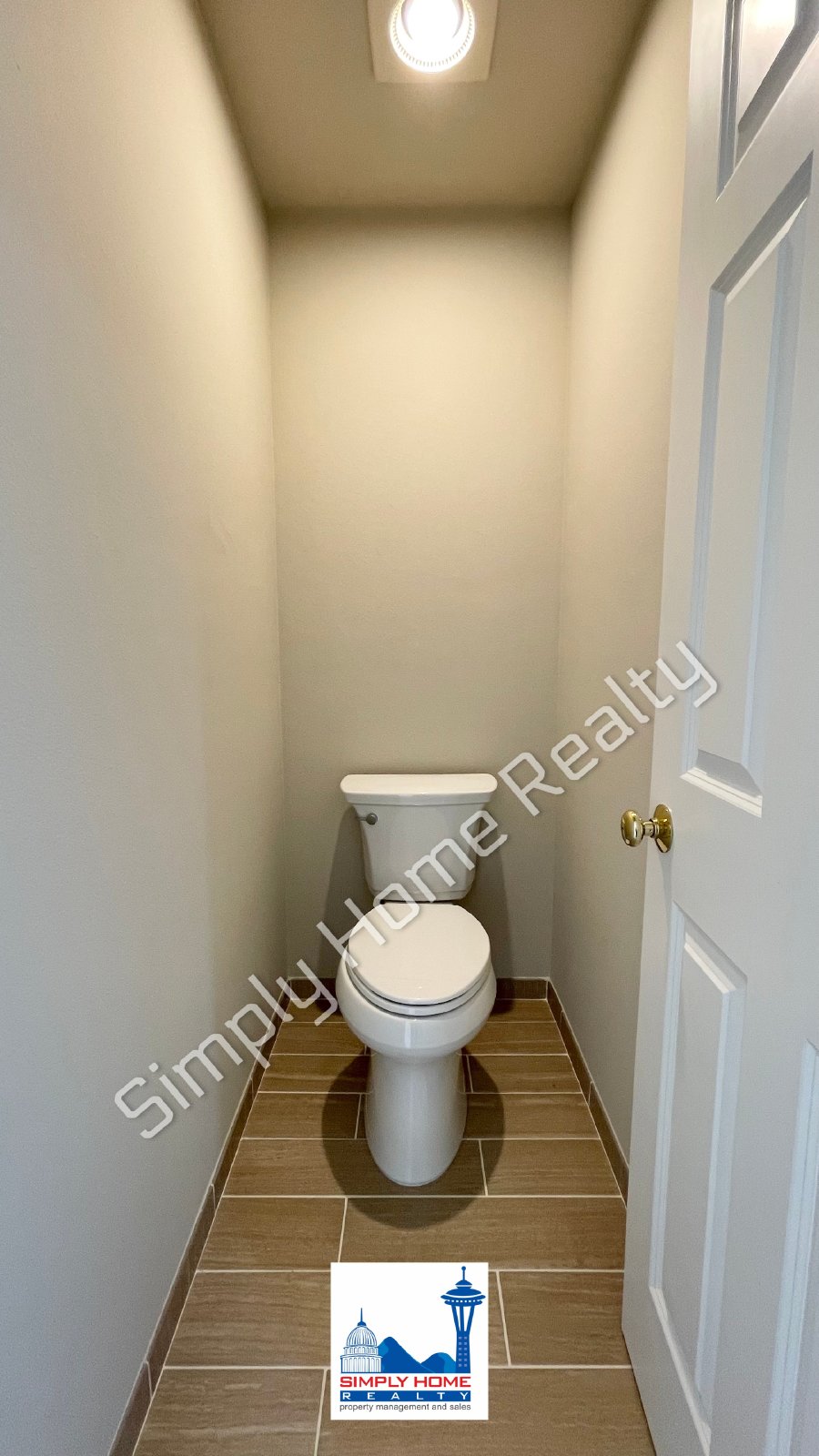 3524 Broadmoor Dr NE property image