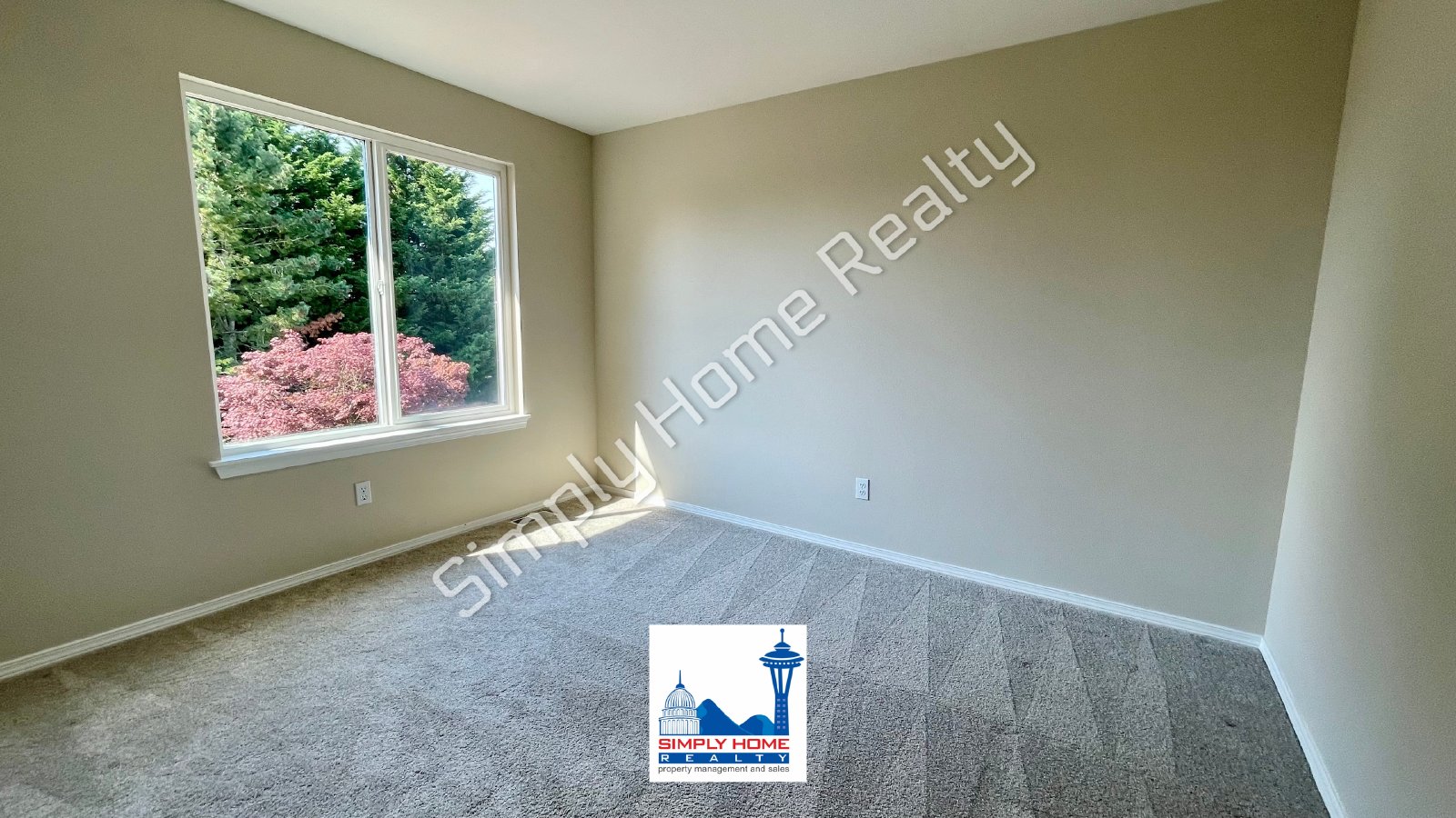 3524 Broadmoor Dr NE property image