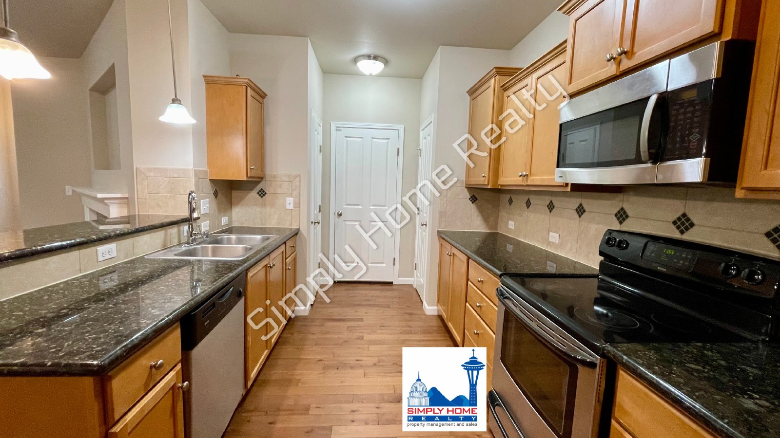 4513 Fairweather St NE property image