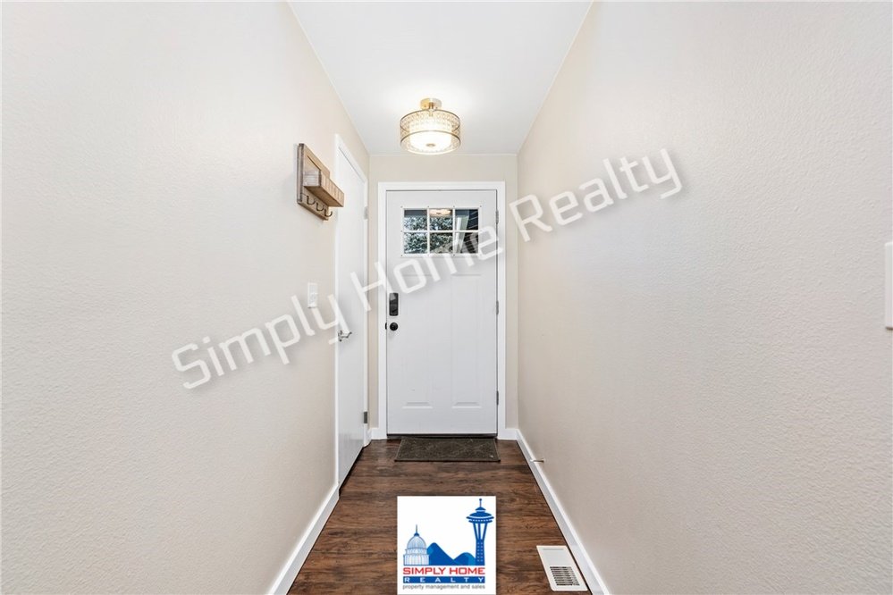 7531 12th Way NE property image