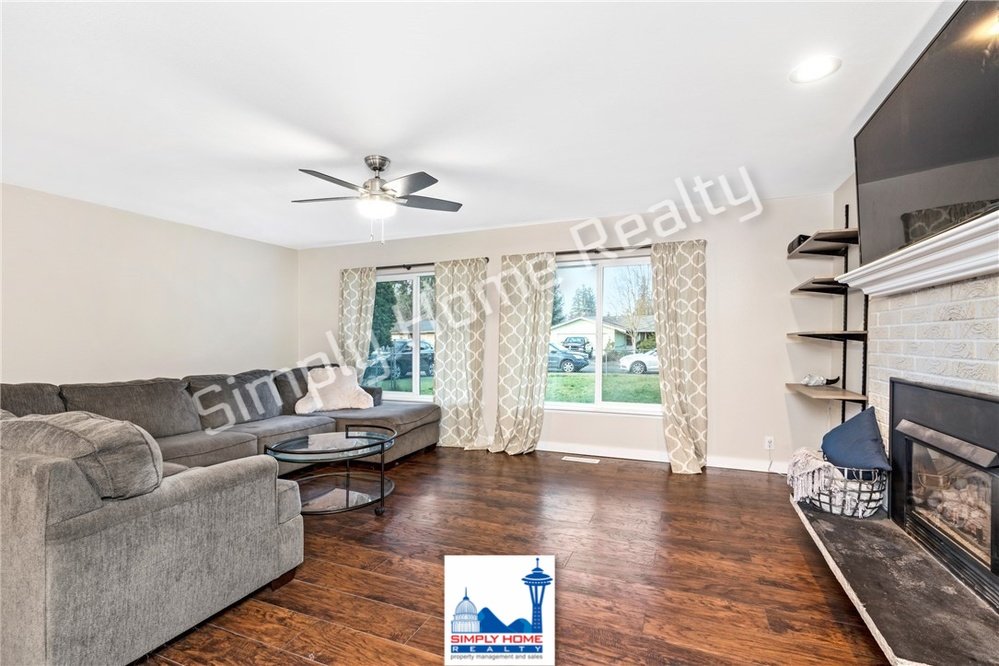 7531 12th Way NE property image