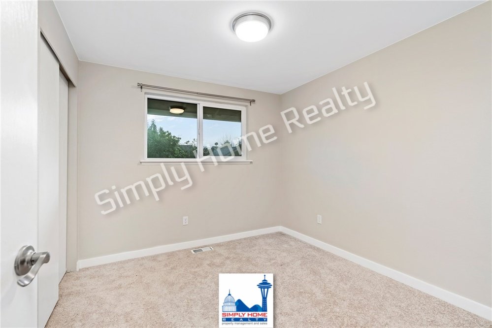 7531 12th Way NE property image