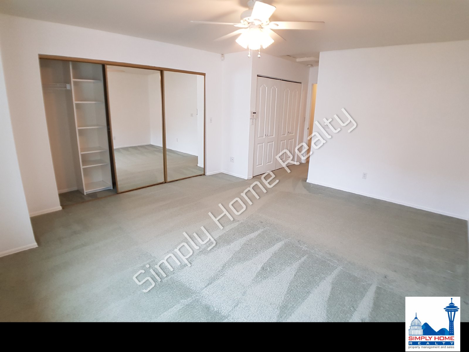 Remarkable find- 3 bed/2.5 bath duplex in  Tumwater-Olympia area property image