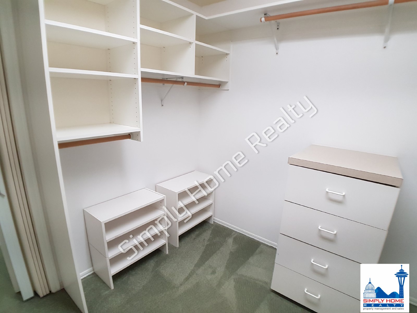 Remarkable find- 3 bed/2.5 bath duplex in  Tumwater-Olympia area property image