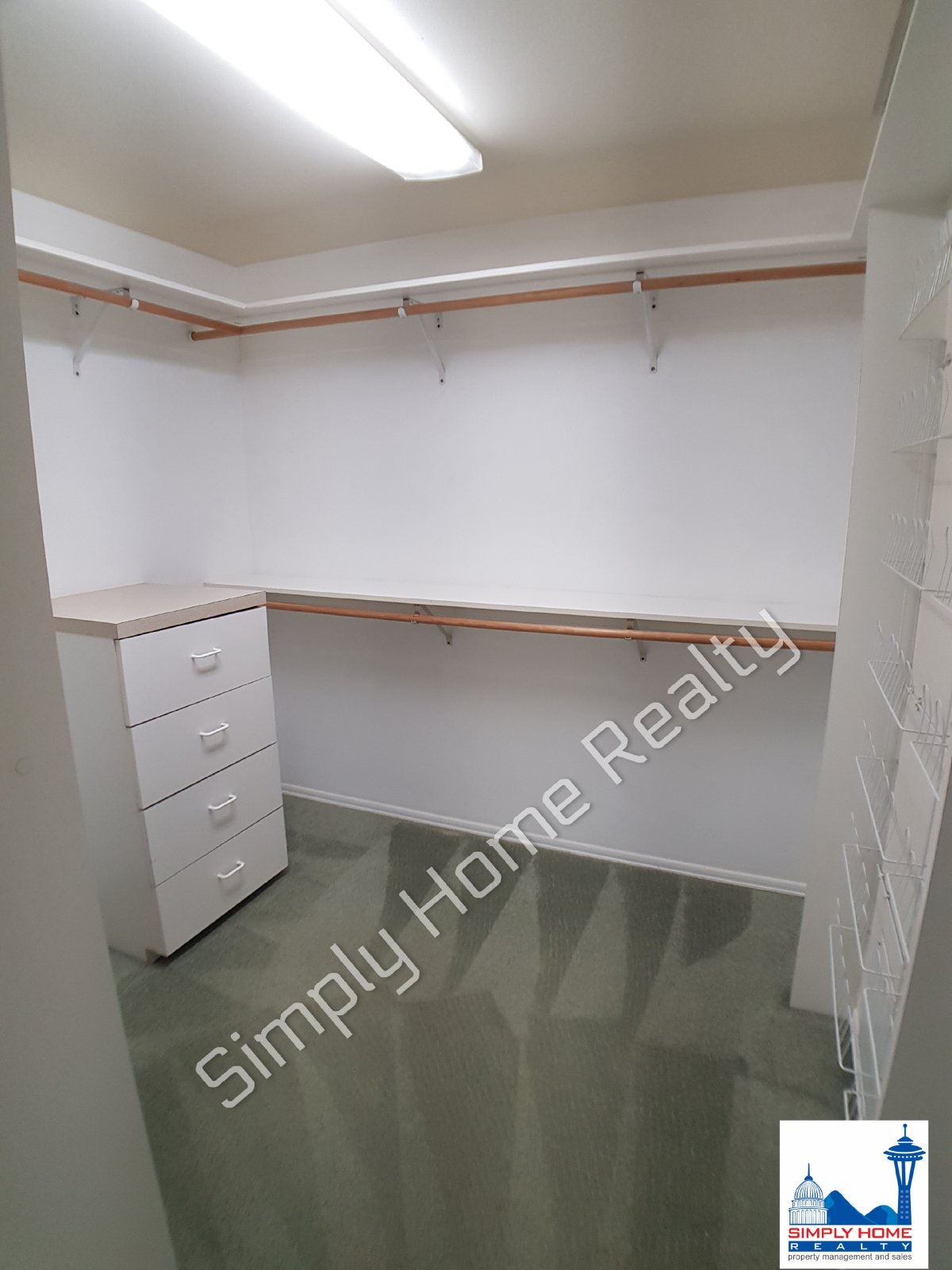 Remarkable find- 3 bed/2.5 bath duplex in  Tumwater-Olympia area property image