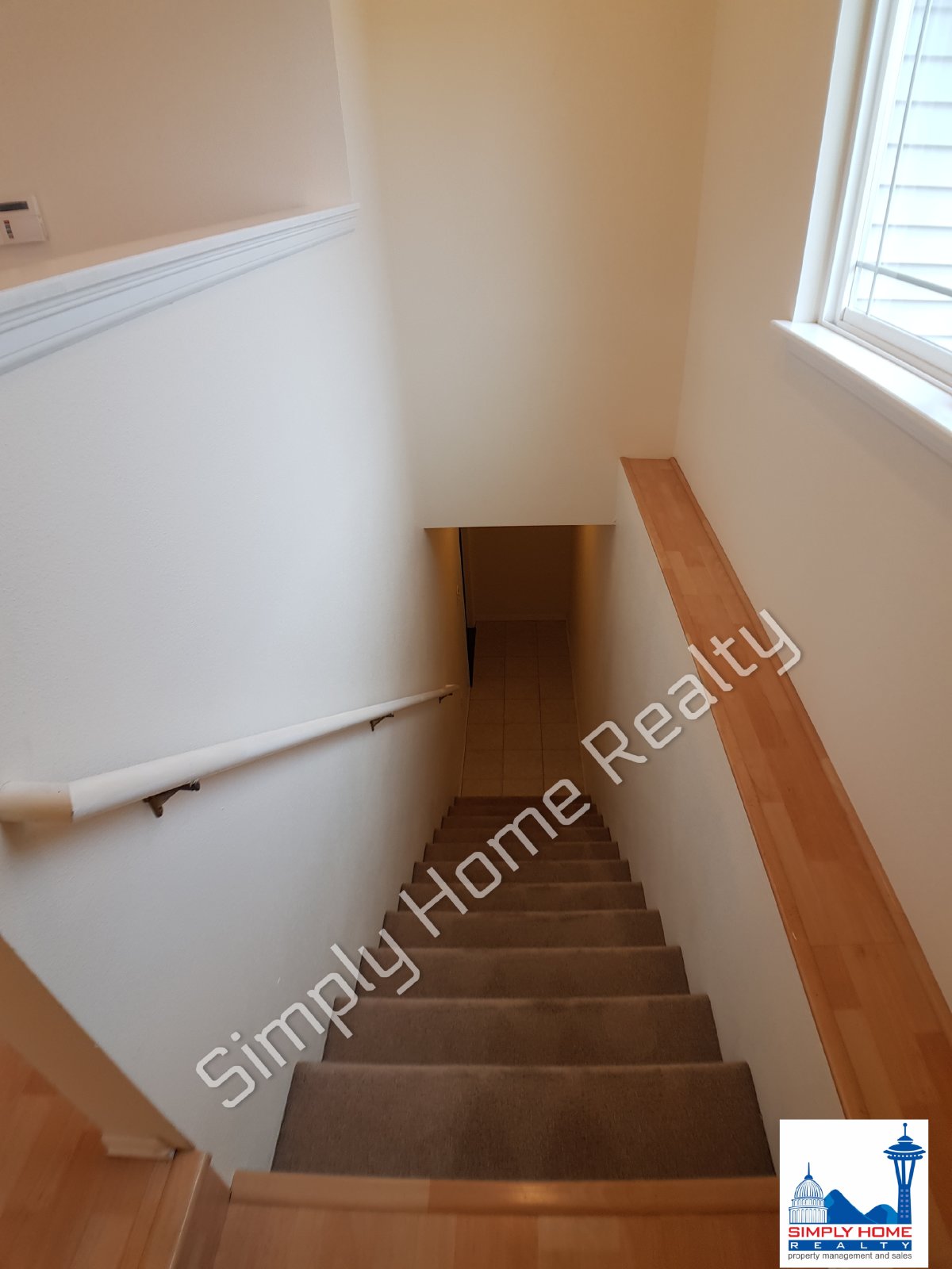 Remarkable find- 3 bed/2.5 bath duplex in  Tumwater-Olympia area property image